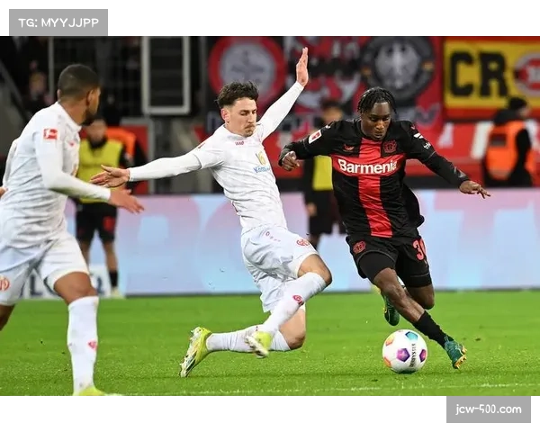 拜仁慕尼黑在德甲赛场控制比赛节奏的两种典型模式分析